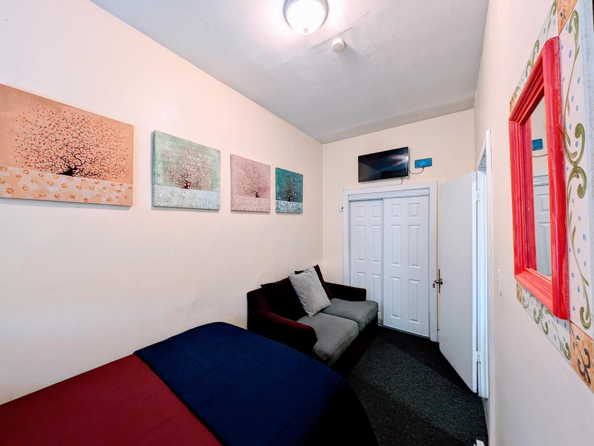 The Avondale Holiday home Chicago